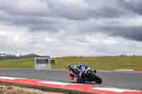 cadwell-no-limits-trackday;cadwell-park;cadwell-park-photographs;cadwell-trackday-photographs;enduro-digital-images;event-digital-images;eventdigitalimages;navarra;no-limits-trackdays;peter-wileman-photography;racing-digital-images;trackday-digital-images;trackday-photos